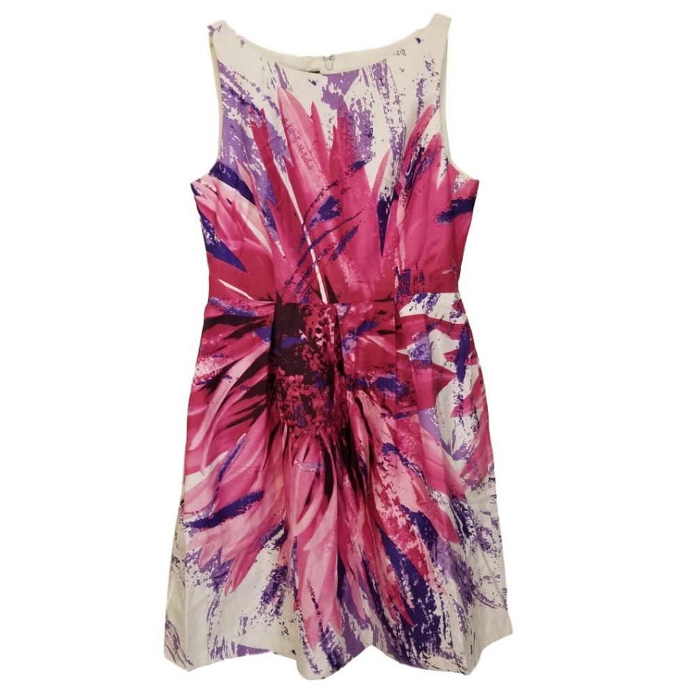 MUSE Pleated Dress Giant Flower Size 12